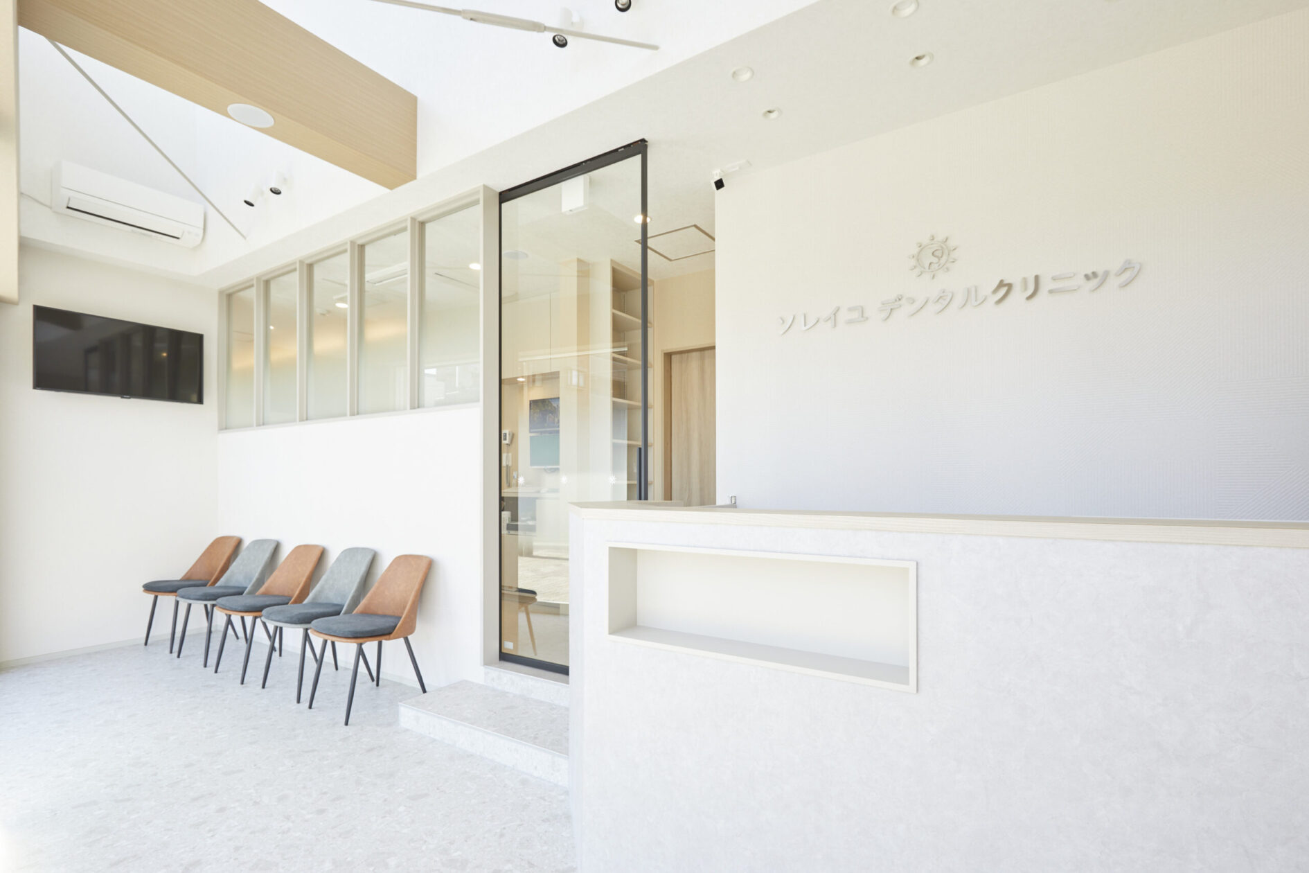 メインビジュアル02（PC）